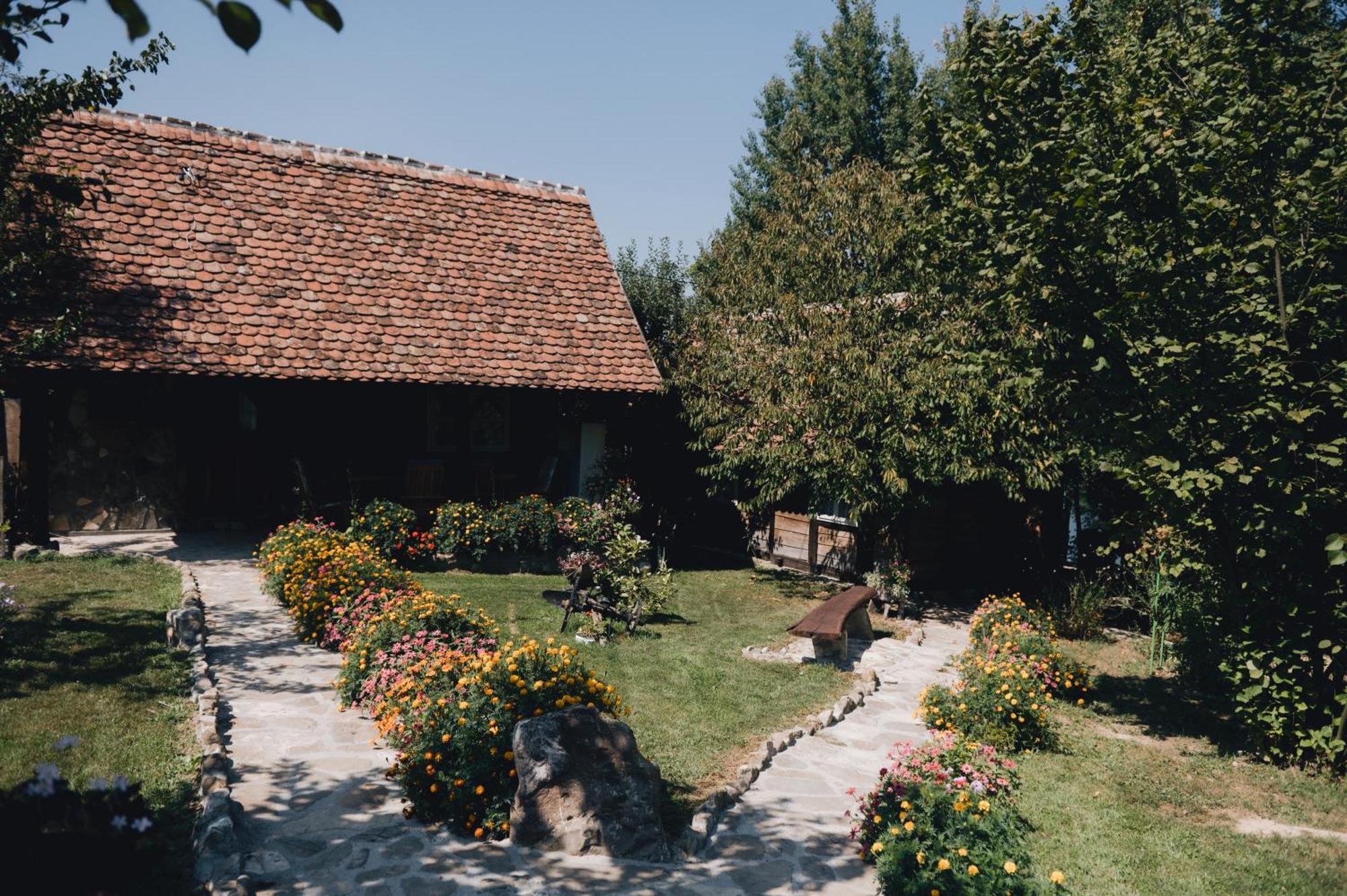 Villa Magaze De Luxe Gradacac Exterior foto