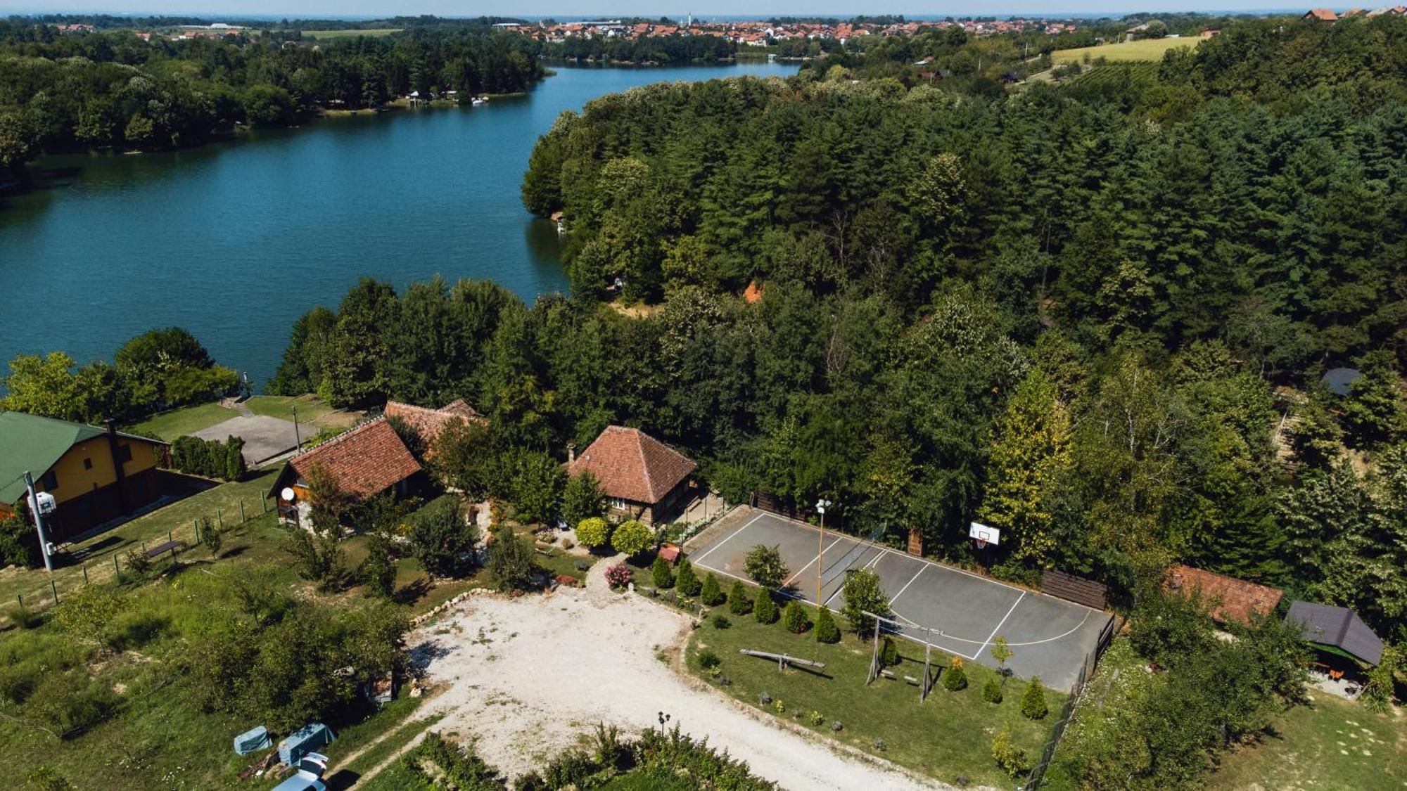 Villa Magaze De Luxe Gradacac Exterior foto